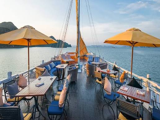 Junk Boat  4★ | Halong Bay, Vietnam 2